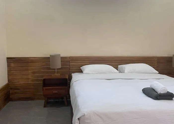 Tanya Selamat Villa *